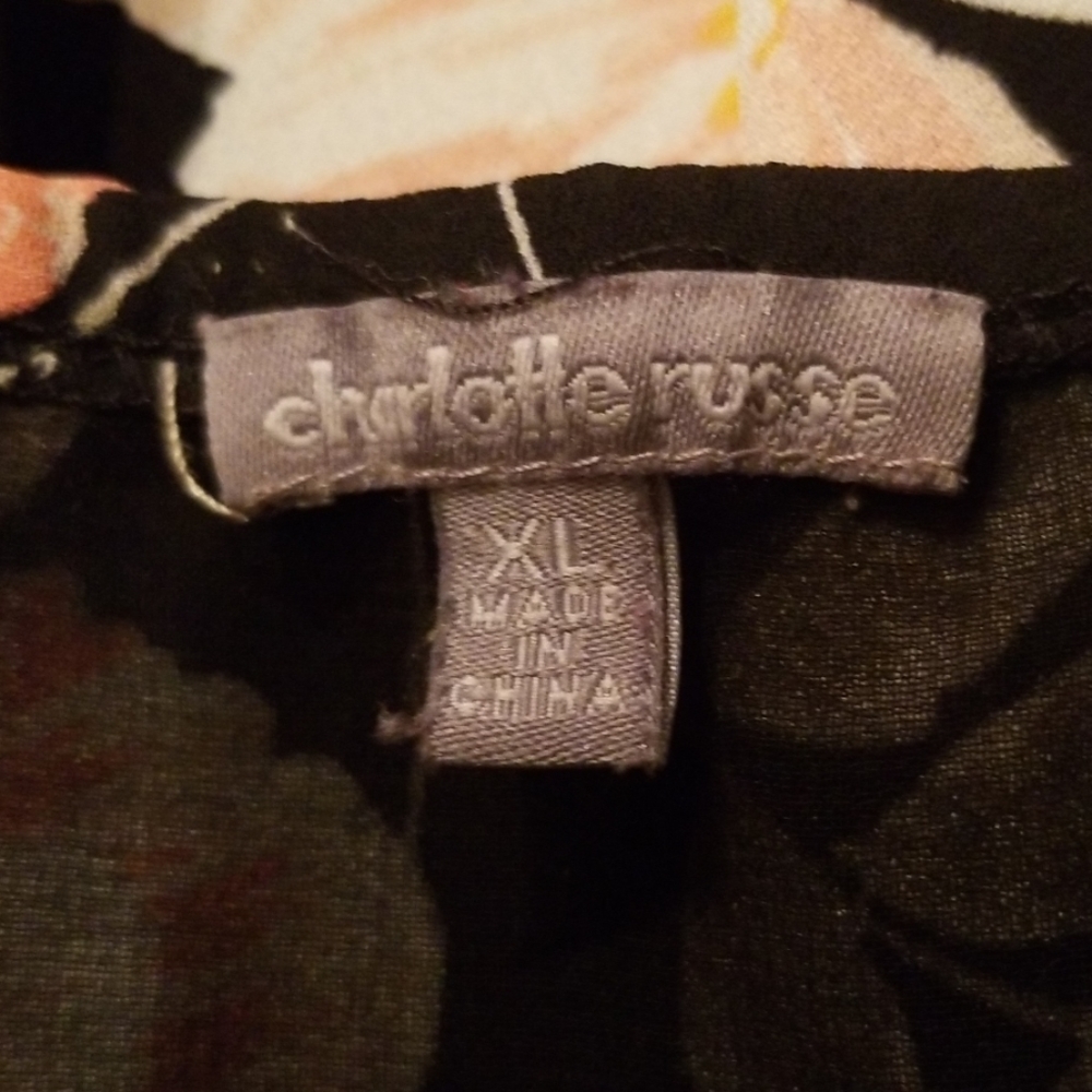 Super cute Charlotte Russe XL Blouse - Picture 4 of 4